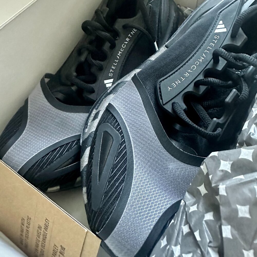 Stella McCartney Adidas Women Size 8 Ultraboost 23 Sneakers